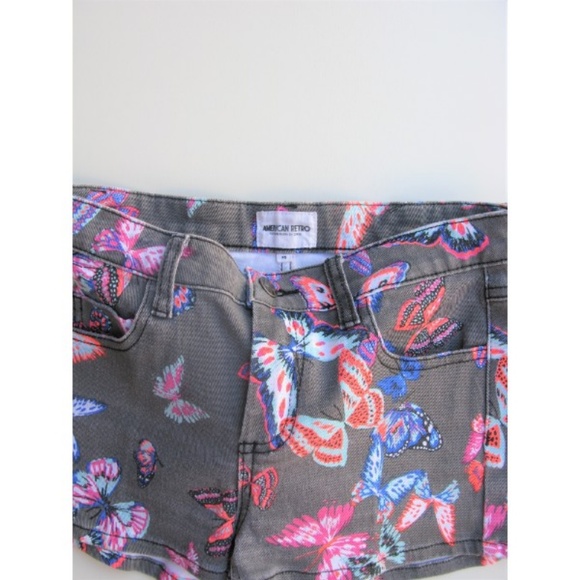 4/$25 American Retro Butterfly Strtch Denim Shorts - Picture 2 of 3